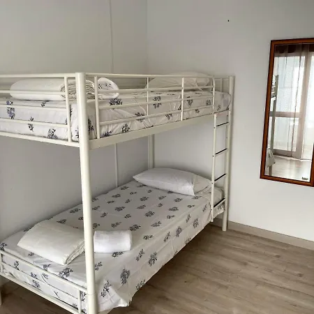 Apartman Quartos Privados E Compartilhados Em Faro *