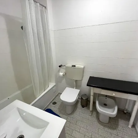 Apartman Quartos Privados E Compartilhados Em Faro *