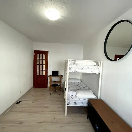 Quartos Privados E Compartilhados Em Faro فارو