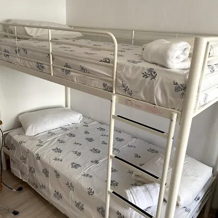 Quartos Privados E Compartilhados Em Faro شقة *