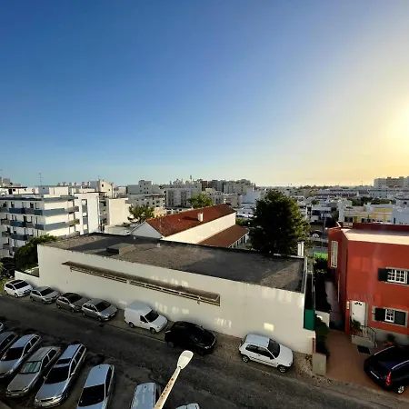 Quartos Privados E Compartilhados Em Faro Апартаменты *