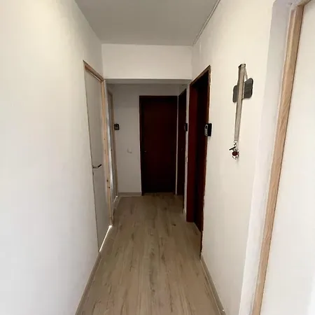 Апартаменты Quartos Privados E Compartilhados Em Faro