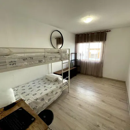 Quartos Privados E Compartilhados Em Faro Апартаменты