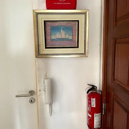 Апартаменты Quartos Privados E Compartilhados Em Faro